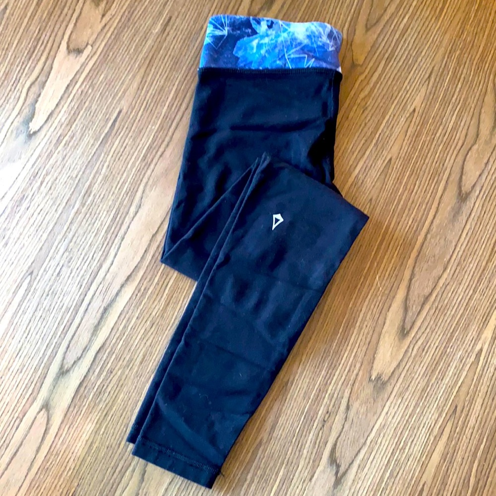 Ivivva by Lululemon Girls 10 Rhythmic Tight